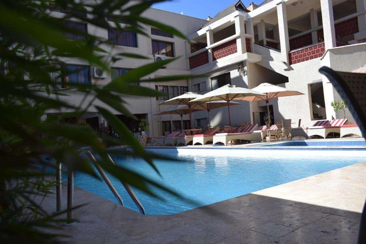 Hotel Waterbuck ناكورو المظهر الخارجي الصورة